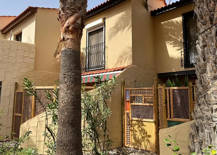 Surf & Chill Bungalow 69, Quiet Green Oasis With Community Swimmingpool