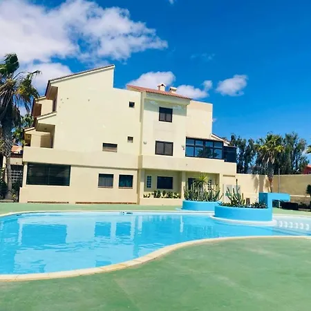 Surf & Chill Bungalow 69, Quiet Green Oasis With Community Swimmingpool Parque Holandes Exterior photo